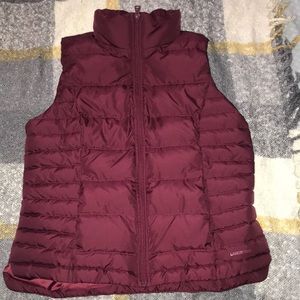 Lands end burgundy vest size M 10/12